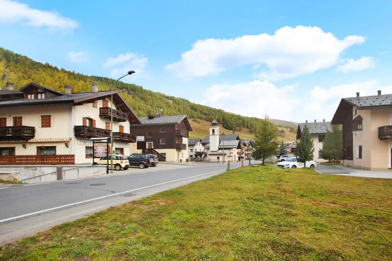 Baita Aris Appartamento Canton Livigno İtalya